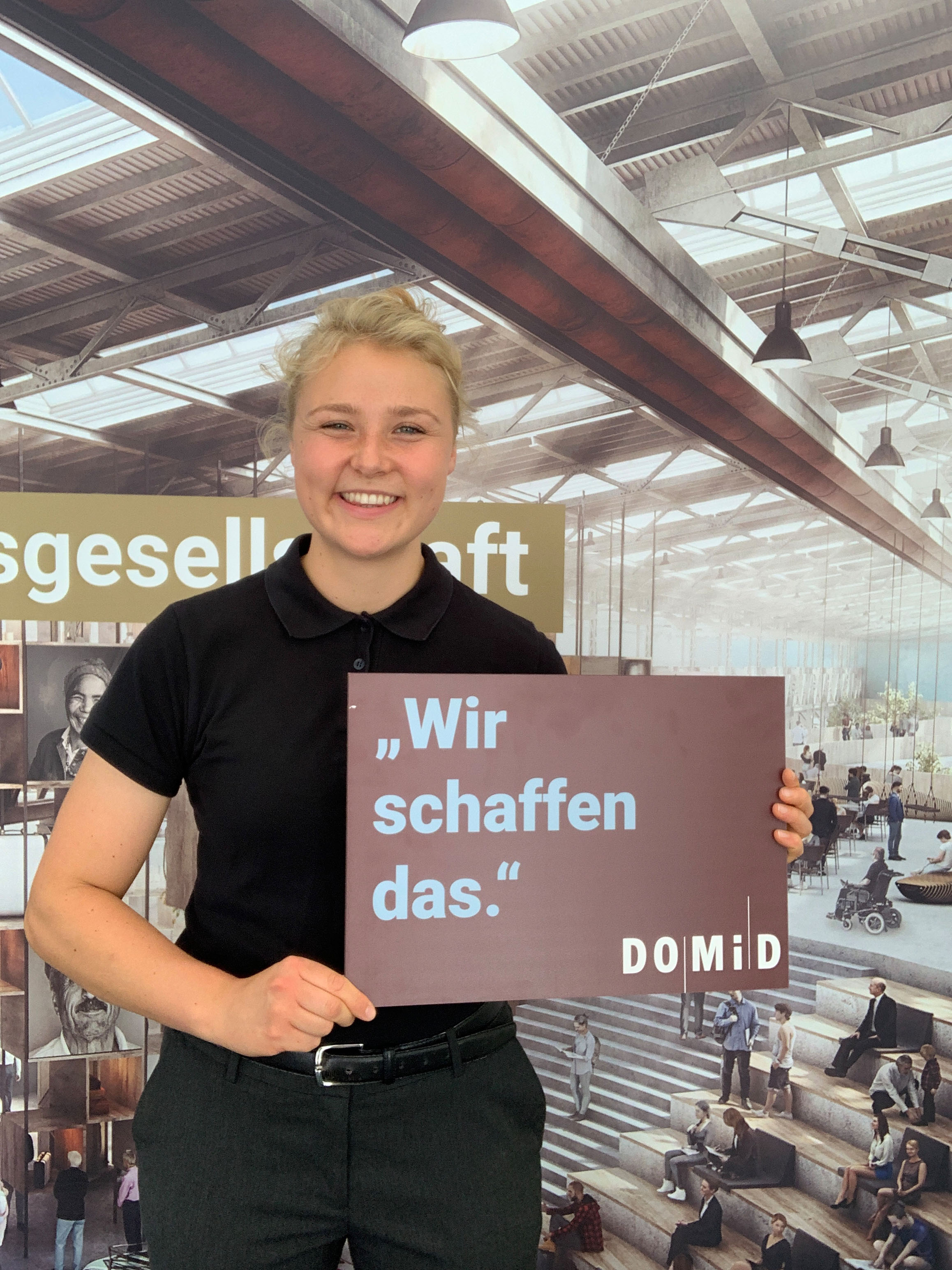 Fotoaktion auf dem Tag der offenen Tür der Bundesregierung für ein zentrales Migrationsmuseum in Deutschland, 17.08.2019, Berlin. Foto: DOMiD-Archiv, Köln