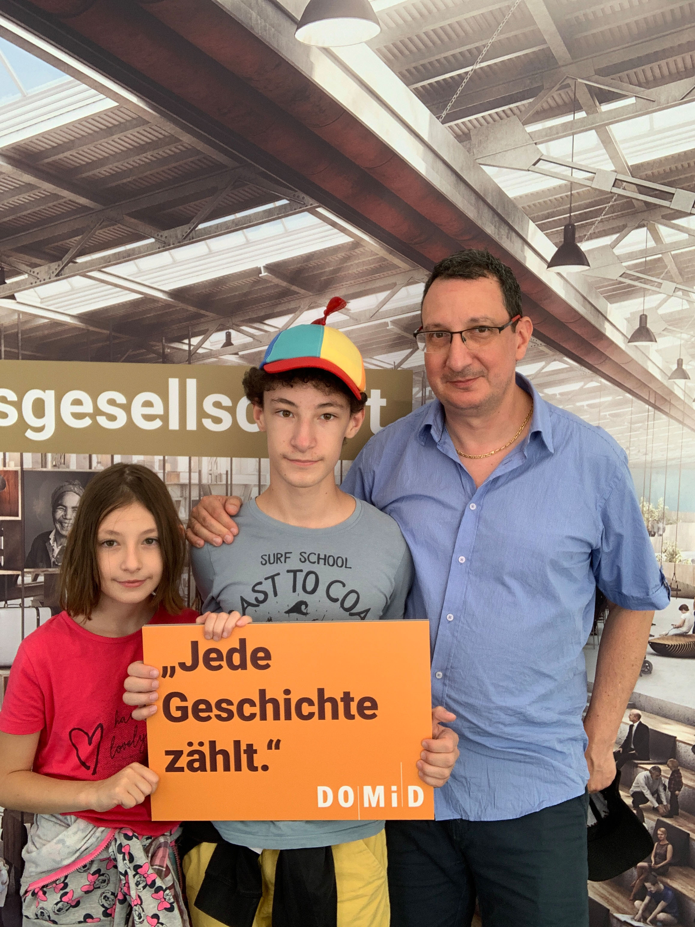 Fotoaktion auf dem Tag der offenen Tür der Bundesregierung für ein zentrales Migrationsmuseum in Deutschland, 17.08.2019, Berlin. Foto: DOMiD-Archiv, Köln