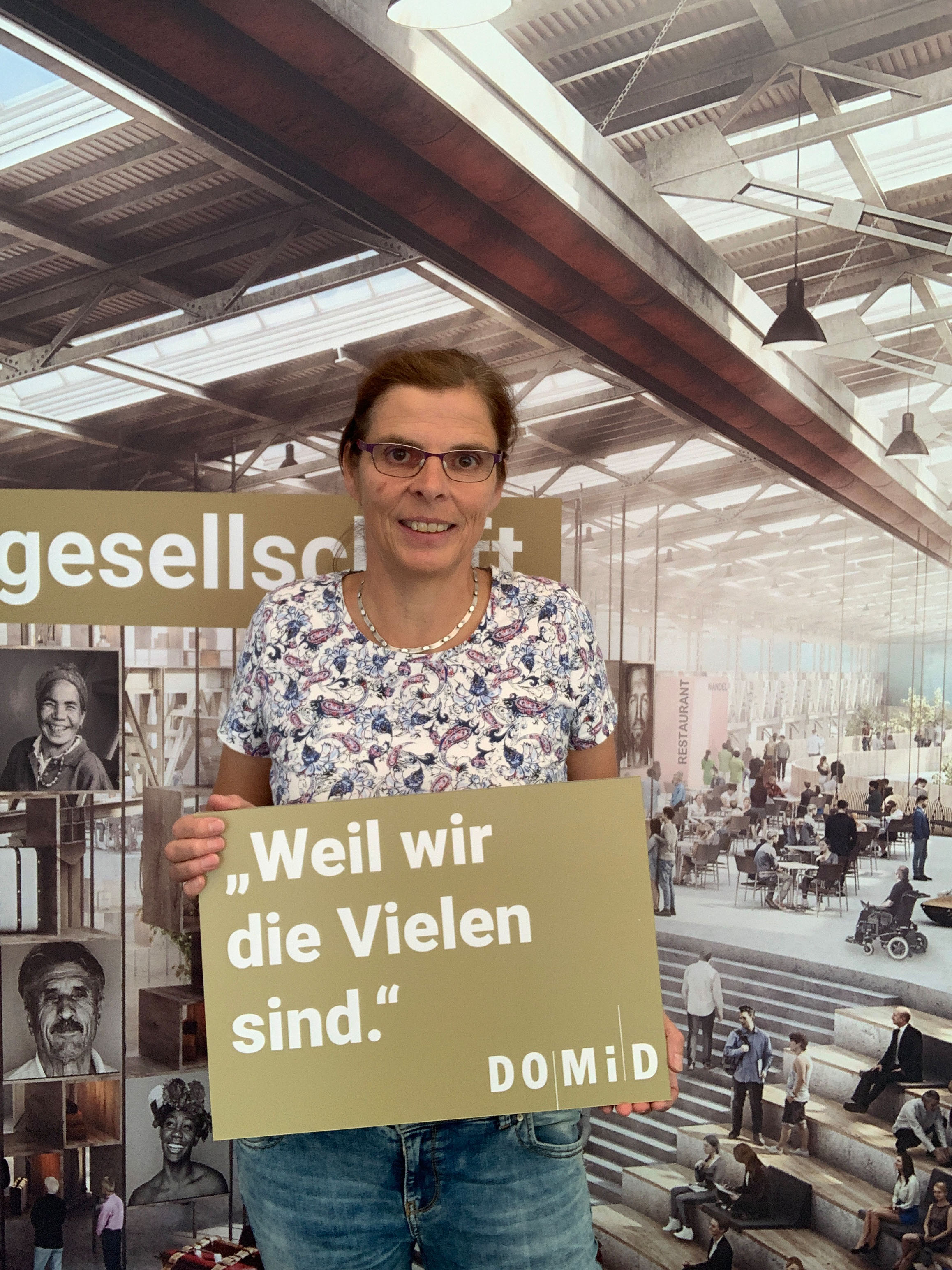 Fotoaktion auf dem Tag der offenen Tür der Bundesregierung für ein zentrales Migrationsmuseum in Deutschland, 17.08.2019, Berlin. Foto: DOMiD-Archiv, Köln