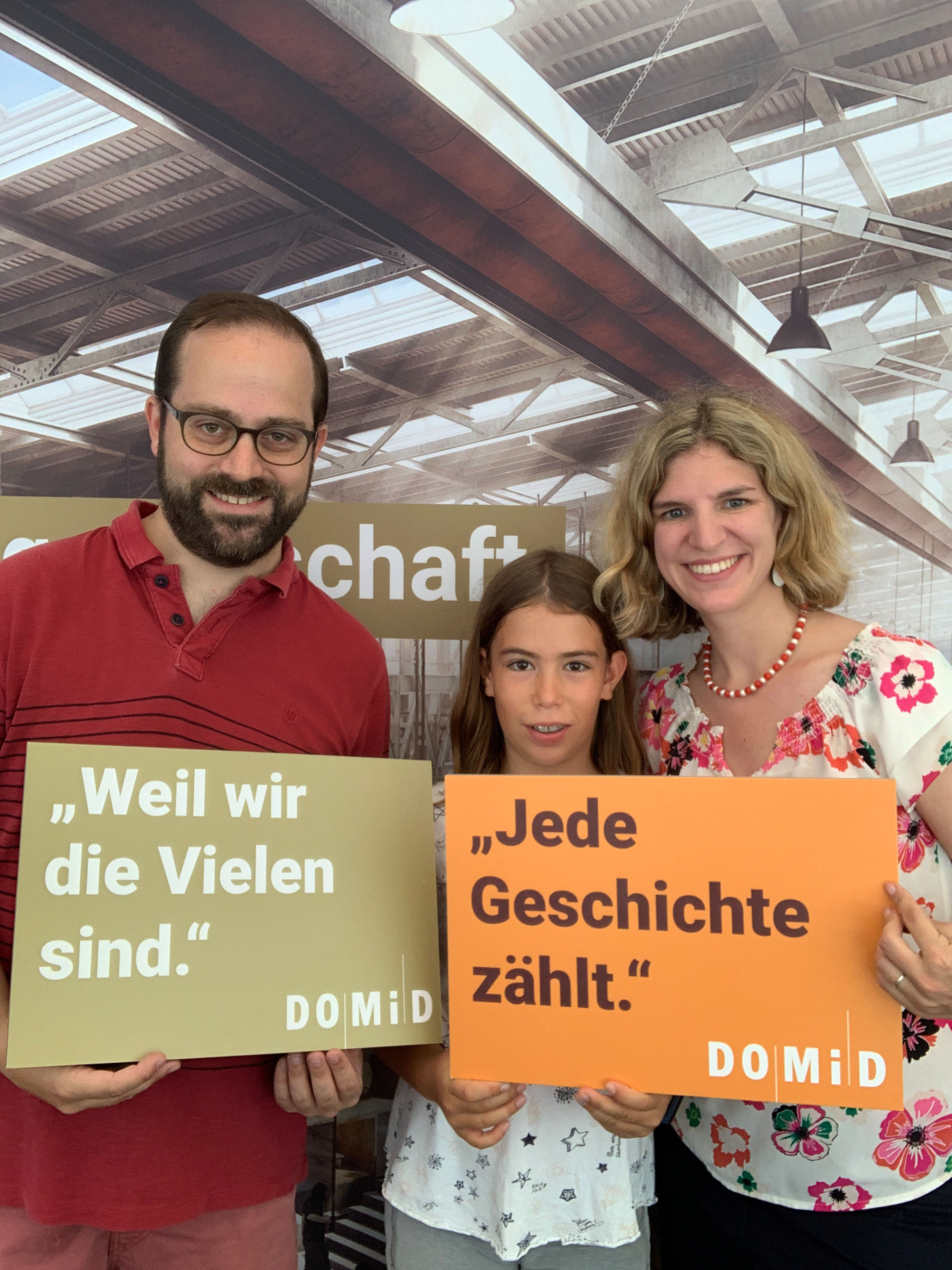 Fotoaktion auf dem Tag der offenen Tür der Bundesregierung für ein zentrales Migrationsmuseum in Deutschland, 17.08.2019, Berlin. Foto: DOMiD-Archiv, Köln