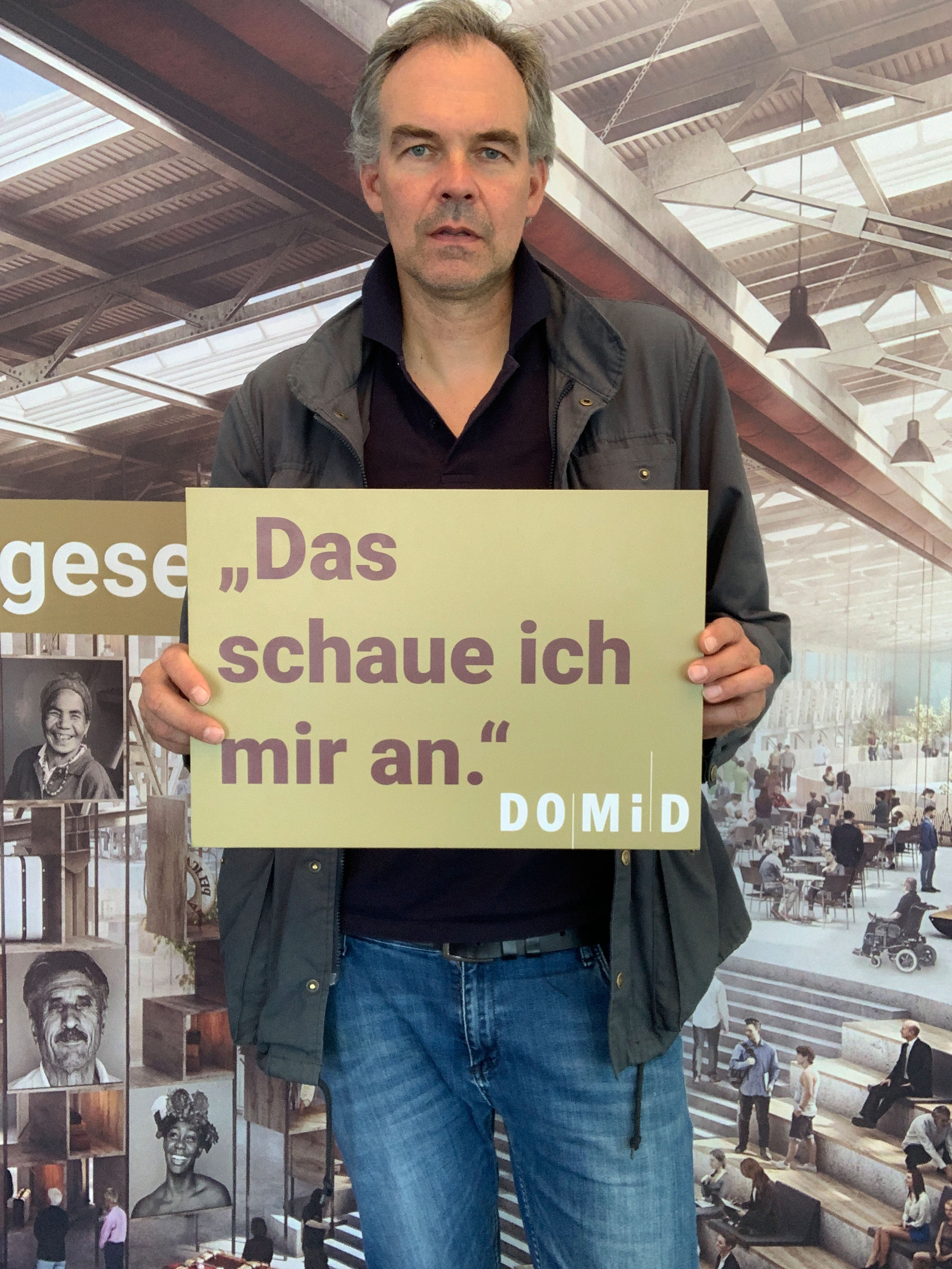 Fotoaktion auf dem Tag der offenen Tür der Bundesregierung für ein zentrales Migrationsmuseum in Deutschland, 17.08.2019, Berlin. Foto: DOMiD-Archiv, Köln