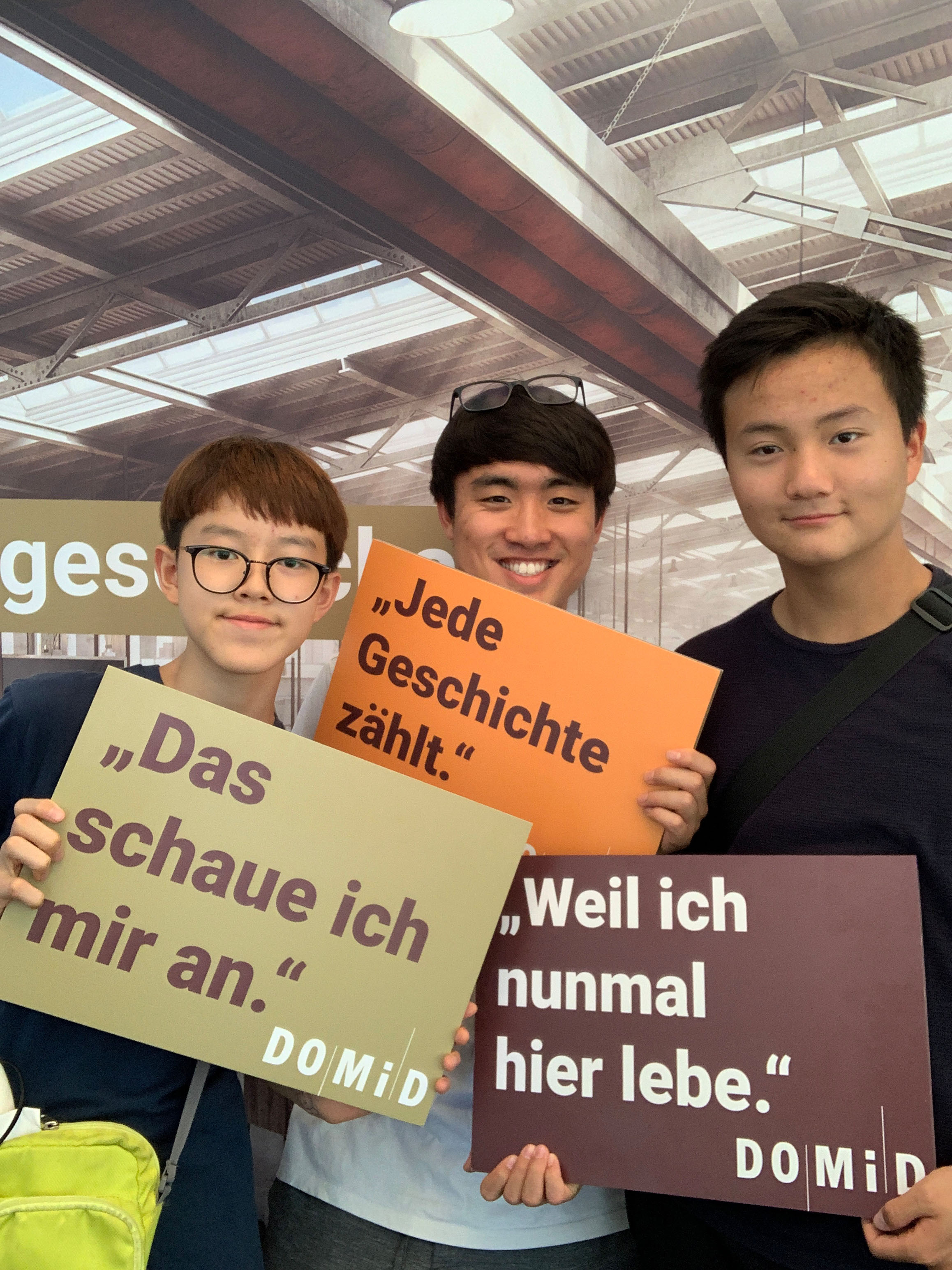 Fotoaktion auf dem Tag der offenen Tür der Bundesregierung für ein zentrales Migrationsmuseum in Deutschland, 17.08.2019, Berlin. Foto: DOMiD-Archiv, Köln