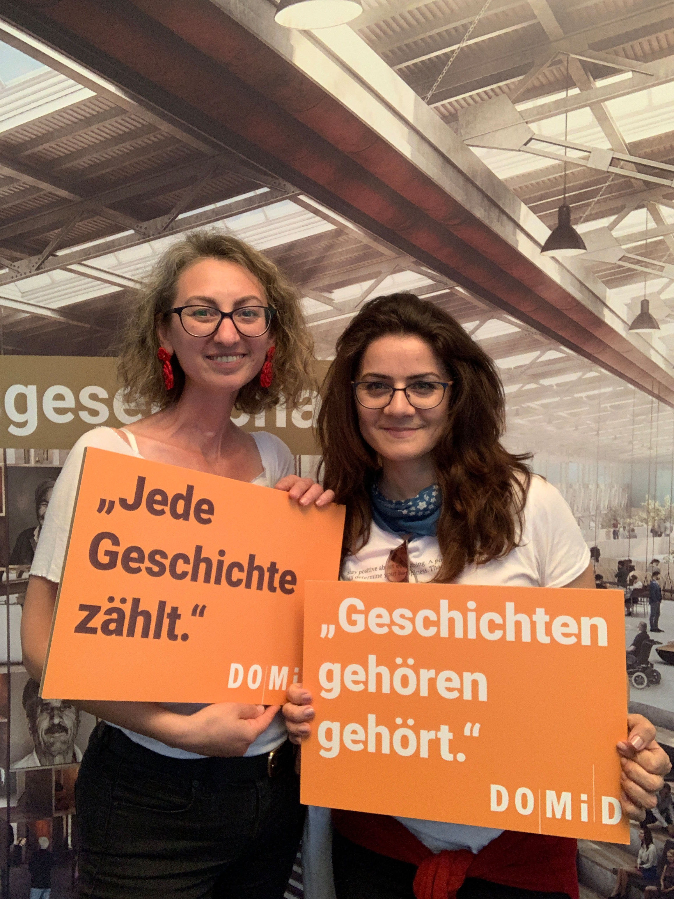 Fotoaktion auf dem Tag der offenen Tür der Bundesregierung für ein zentrales Migrationsmuseum in Deutschland, 17.08.2019, Berlin. Foto: DOMiD-Archiv, Köln